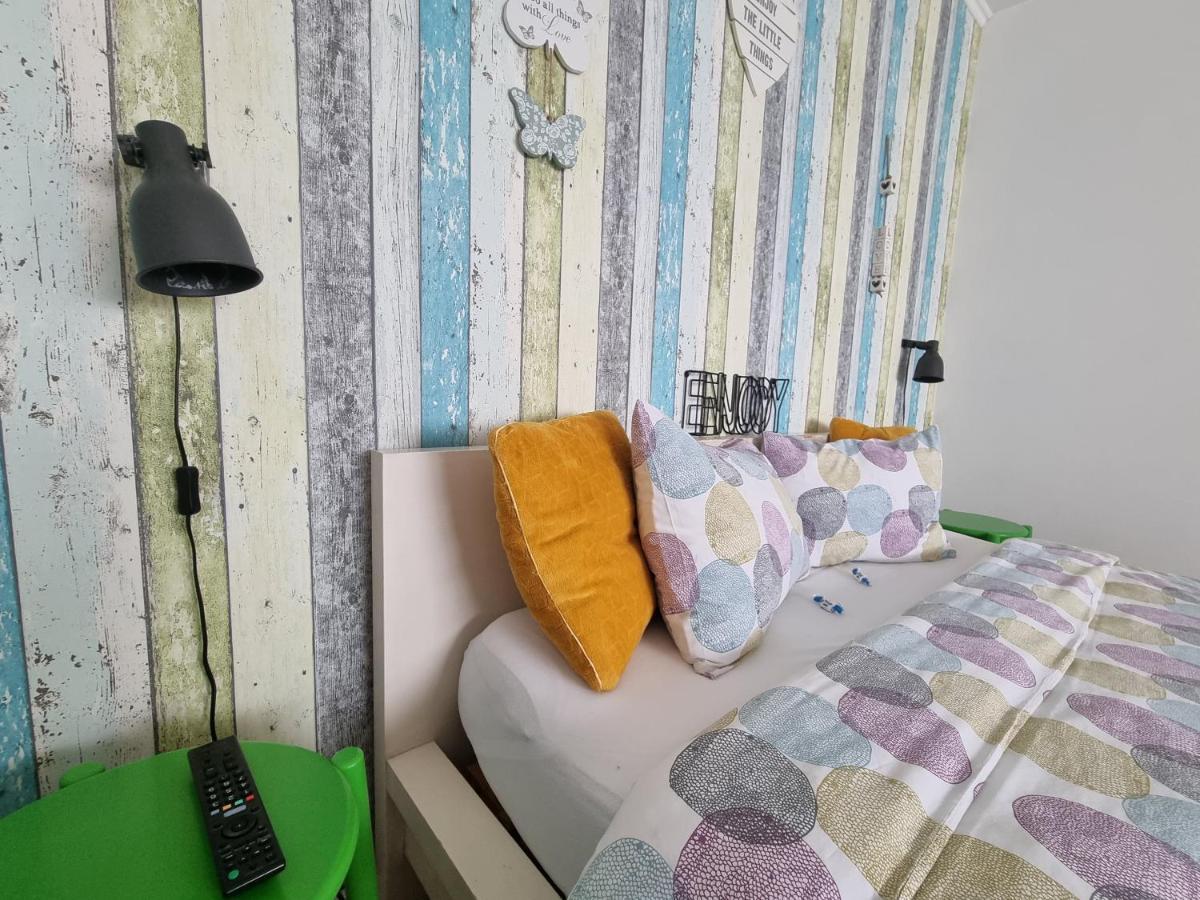 Dream Studio Petroşani Екстериор снимка