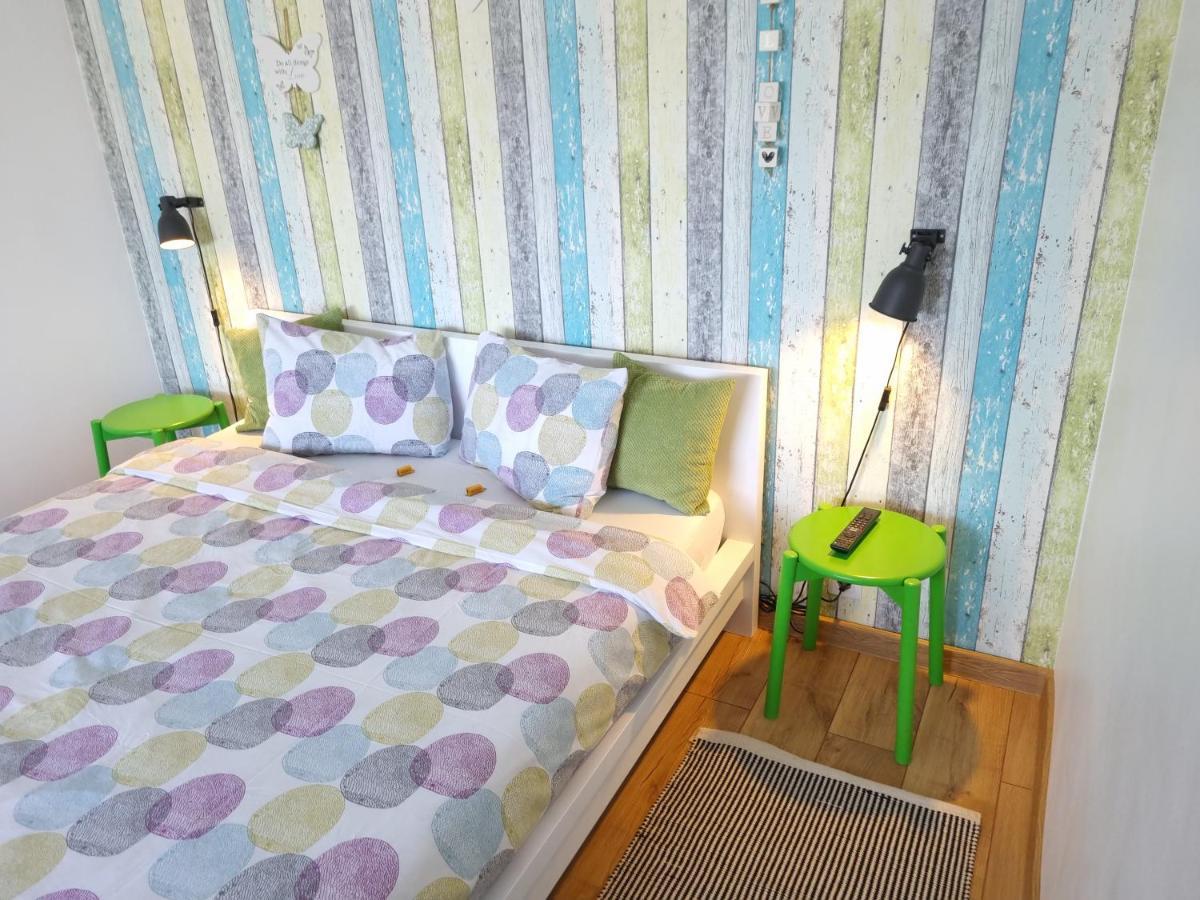 Dream Studio Petroşani Екстериор снимка